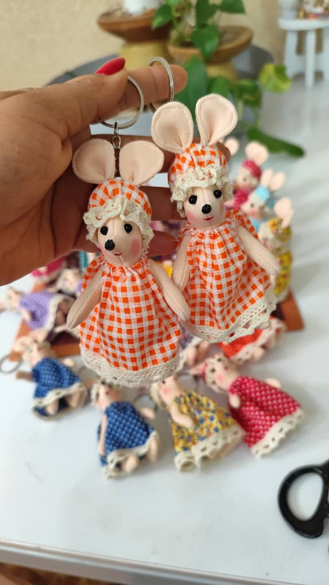 پاسوییچی موش پارچهای ۱۰ سانتی | عروسک دستدوز فانتزی و بامزه