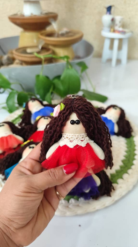 پاسوییچی پارچهای دختر روسی ۸ سانتی | عروسک موفرفری دستدوز