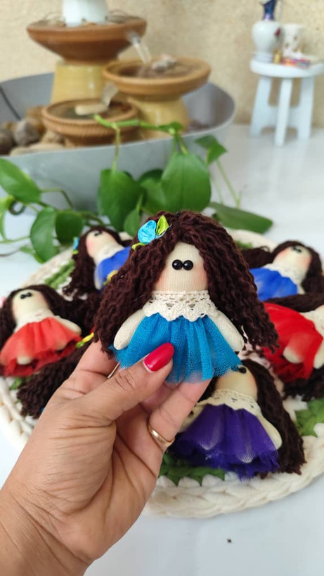 پاسوییچی پارچهای دختر روسی ۸ سانتی | عروسک موفرفری دستدوز