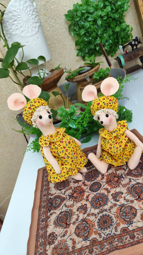 عروسک پارچهای موش پاسوییچی ۱۰ سانتی | دستدوز فانتزی و رنگارنگ