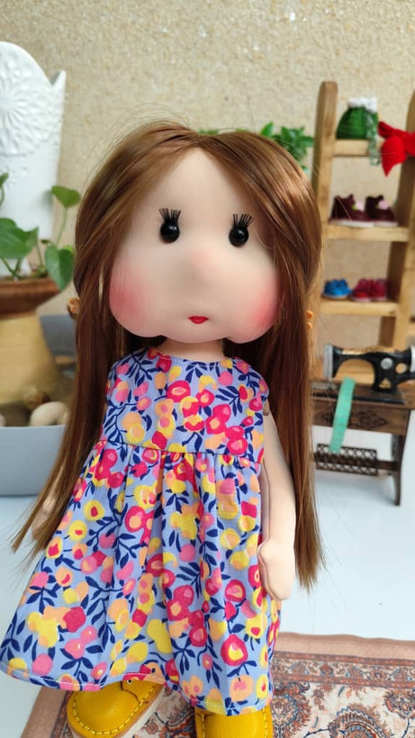عروسک پارچهای خنگول دختر دستدوز ۴۰ سانتی