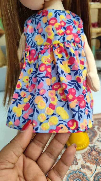 عروسک پارچهای خنگول دختر دستدوز ۴۰ سانتی
