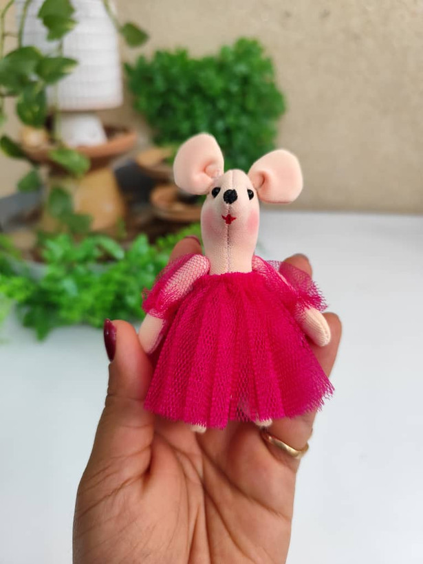 عروسک پارچهای موش پاسوییچی ۱۰ سانتی | دستدوز فانتزی و رنگارنگ