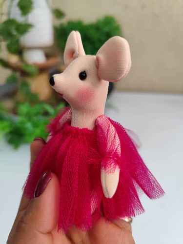 عروسک پارچهای موش پاسوییچی ۱۰ سانتی | دستدوز فانتزی و رنگارنگ