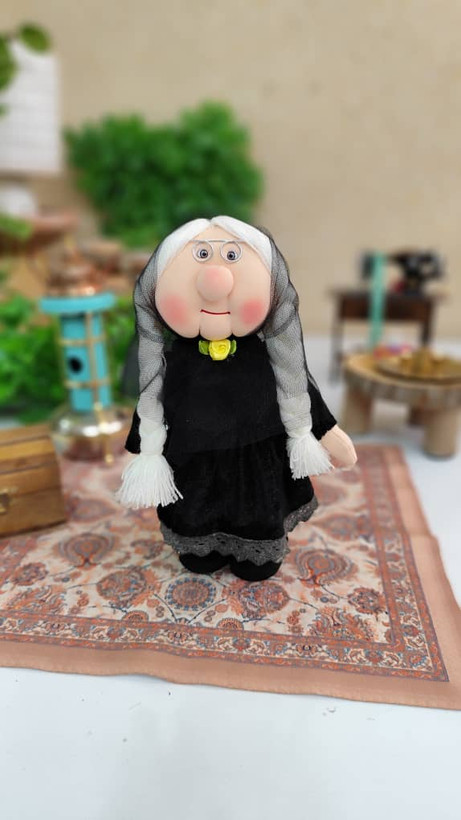 عروسک پارچهای ننهجون دوستداشتنی با قد ۲۵ سانتیمتر