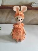 عروسک پارچهای موش مادر دستدوز ۲۵ سانتی | با دست و پای متحرک و جلیقه رنگی